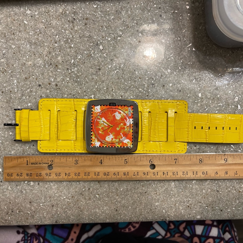 Gorgeous yellow leather stamp bracelet
